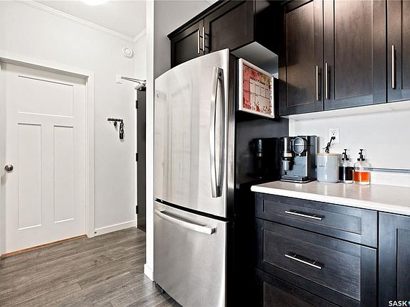 5th image of UNIT 214-545 Hassard CLOSE