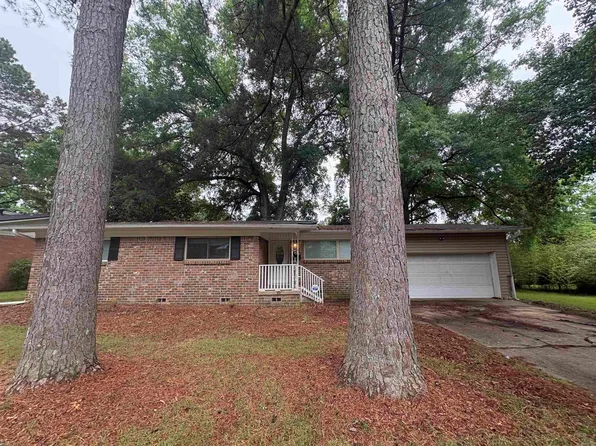 7805 Apache Rd, Little Rock, AR 72205