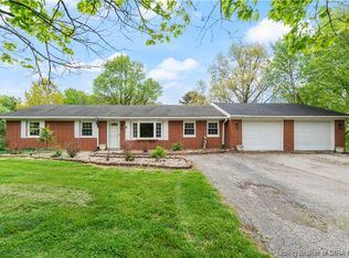 8421 Cooks Mill Rd, Georgetown, IN 47122