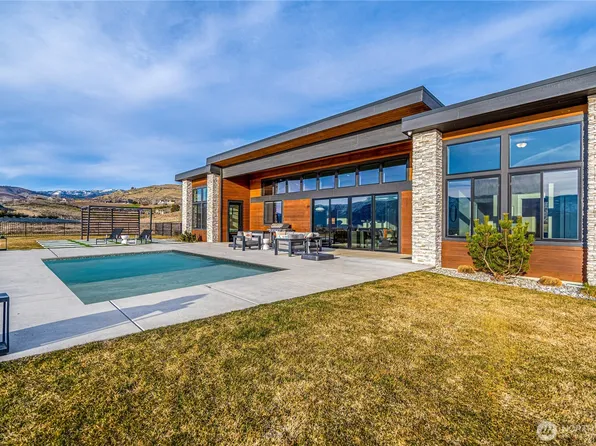 37 Merlot Lane, Manson, WA 98831