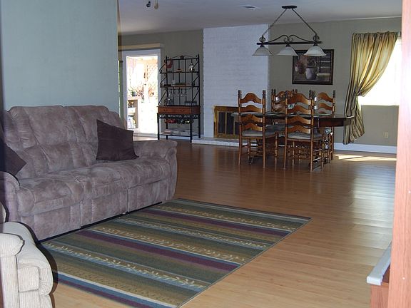 Open entry way into home.