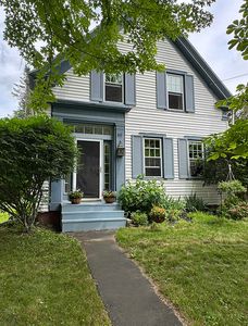 60 Elm Street, Gardiner, ME, 04345