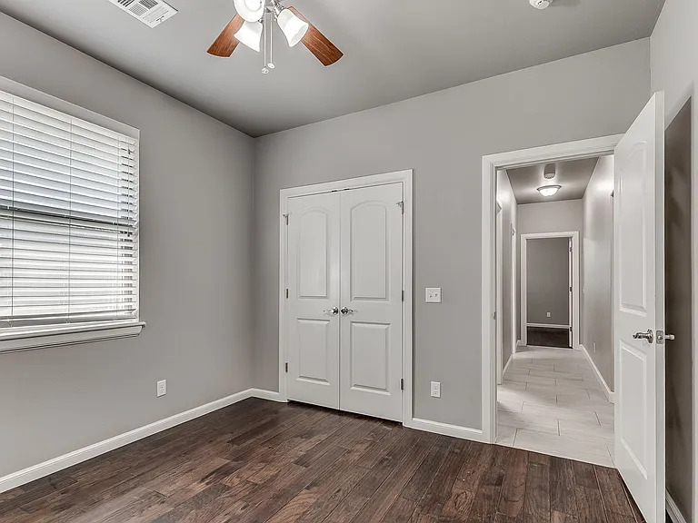 2709 Pacifica Ln — Photo 24