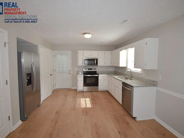 4959 Camborne Cir — Photo 6