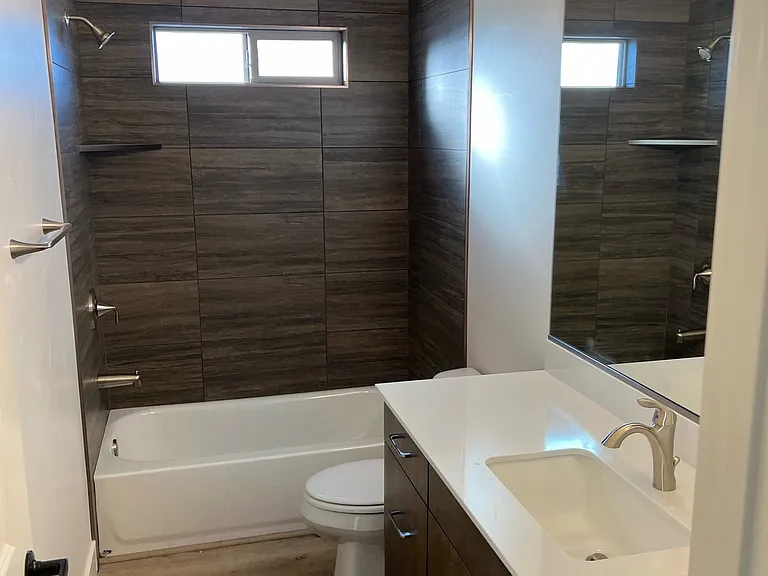 273 S 1930 W — Photo 15