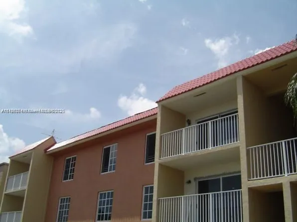 5102 NW 79th Ave APT 304, Doral, FL 33166