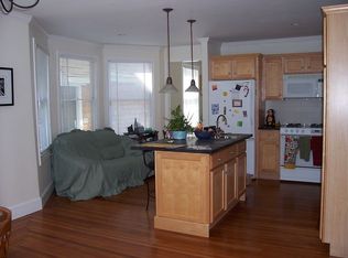 109 Pratt St #1, Providence, RI 02906