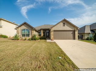 1912 Wayward Trl, Pleasanton, TX 78064