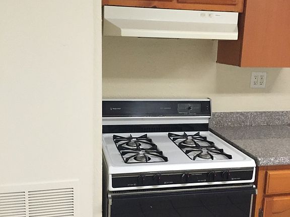 3rd image of 8457 Avalon Blvd APT 2
