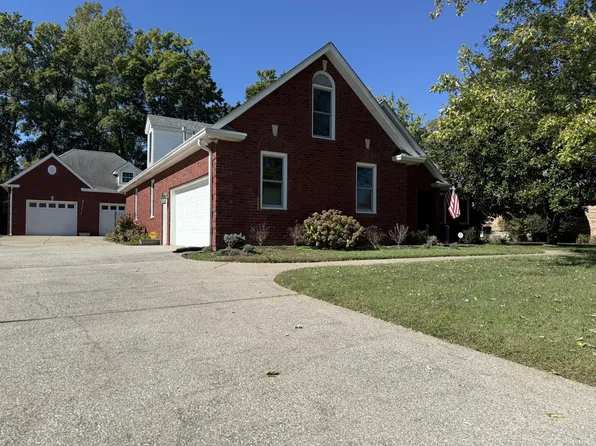 1810 Brighton Dr, Murfreesboro, TN 37130