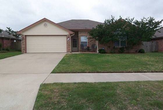 1st image of 2306 Amethyst Dr