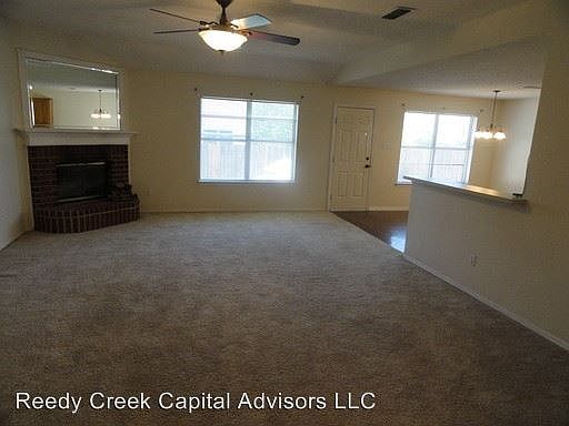 4th image of 8062 Berkshire Dr