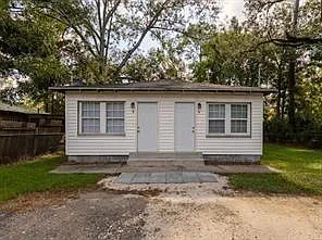 2716 Lincoln Ave #B — Photo 1