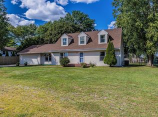 2404 Berniece Dr, Champaign, IL