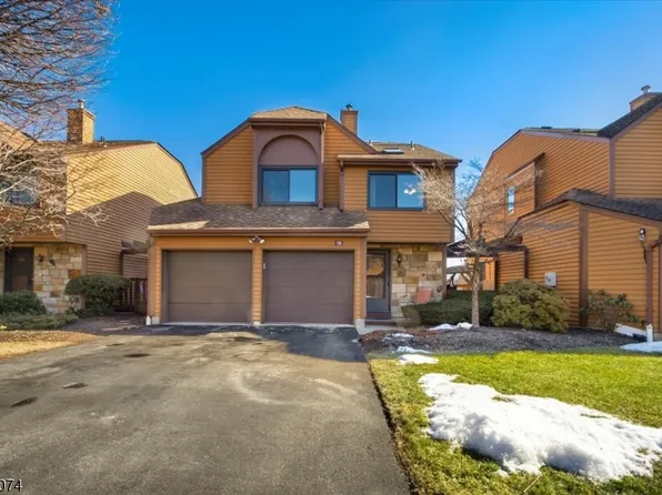 16 Fox Hunt Dr, Rockaway Twp., NJ 07866