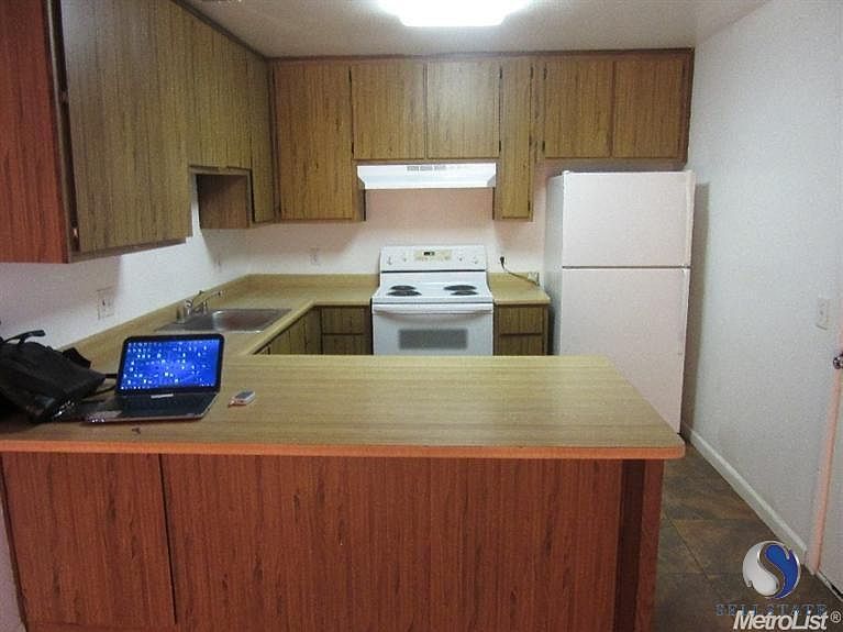 1st image of 7821 Orchard Woods Cir