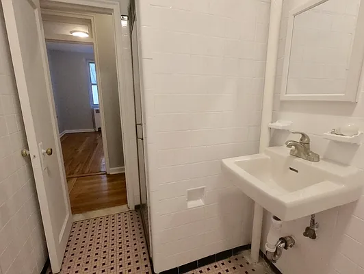 Rented by Urban Real Estate Inc | media 23