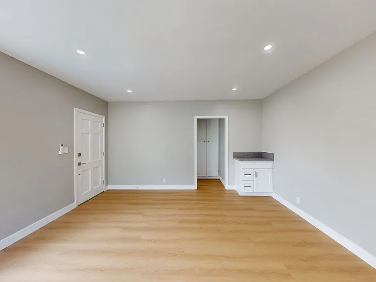 865Mad — Photo 3