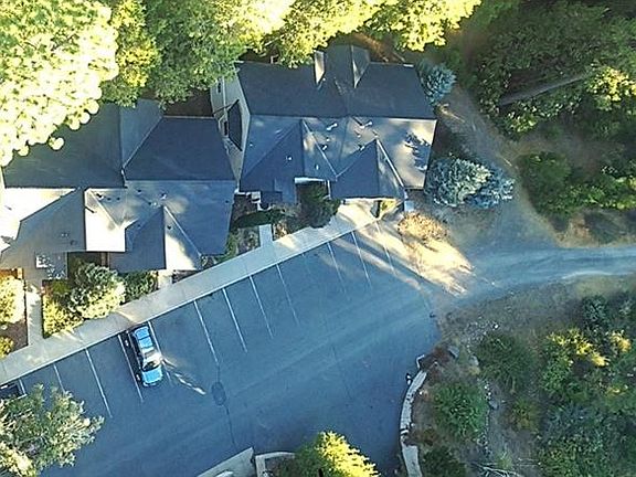 3rd image of 311 S Fairway Village Dr