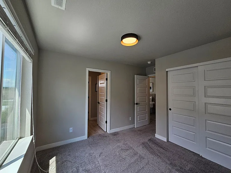 2418 S Troy Ct — Photo 21