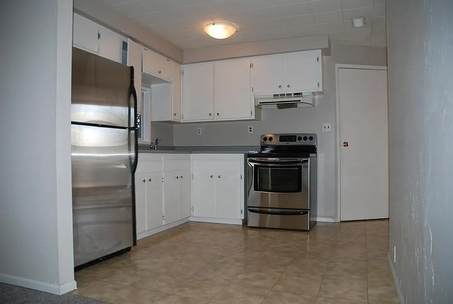 3237 Cedar Hill Rd photo 1