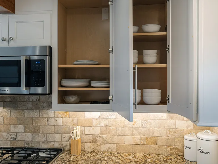Churchwood Cir — Photo 24
