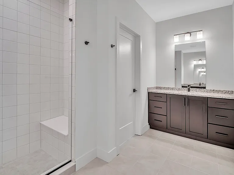 10208 Donatello Dr — Photo 20