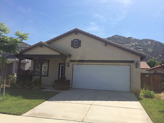 3rd image of 17244 Bronco Ln