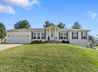 1966 Randol Dr, Cape Girardeau, MO 63701