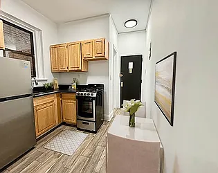 Rented by KNOCKKNOCK LLC