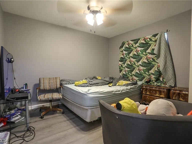 2406 Linhart Ave — Photo 12
