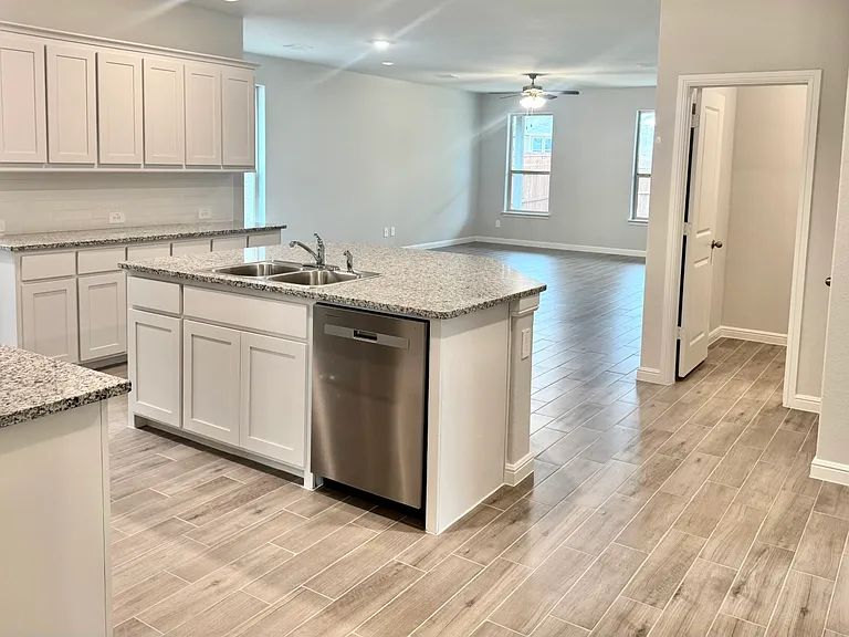 9644 Brickridge Ln — Photo 2