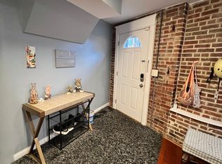 646 W Bittersweet Pl APT 4, Chicago, IL 60613