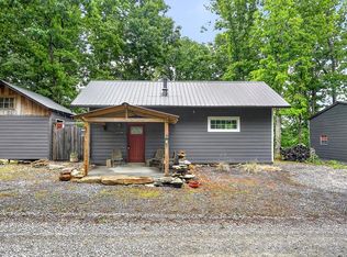 853 Rock Springs Rd, Celina, TN 38551