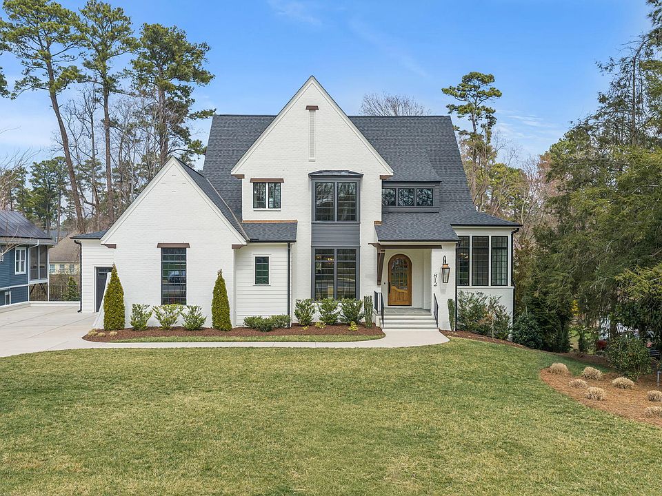 1st image of 812 Manchester Dr