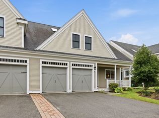 38 Green Meadow Dr UNIT 38, Reading, MA 01867