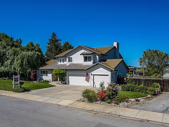 4th image of 250 Kane Dr