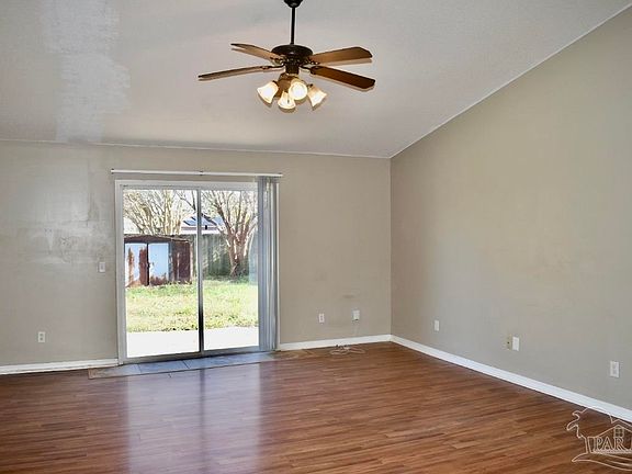 4th image of 2126 Antillies Dr