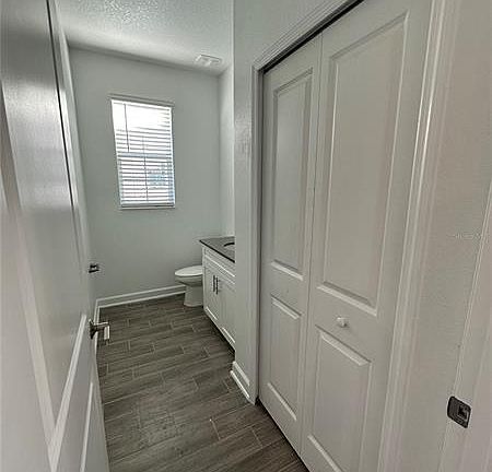 5th image of 3031 Villa Way Cir