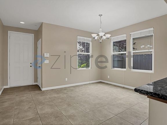 5th image of 10586 N Whitney Ave