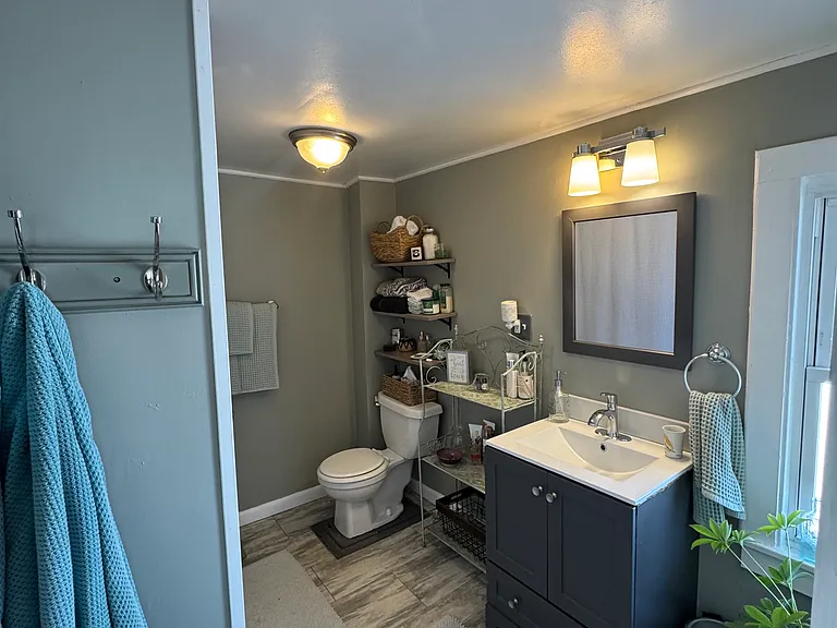 430 Lake Shore Boulevard Ext — Photo 26