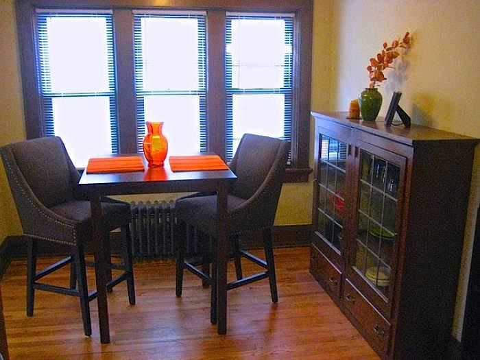 Built-In Lead Glass Cabs