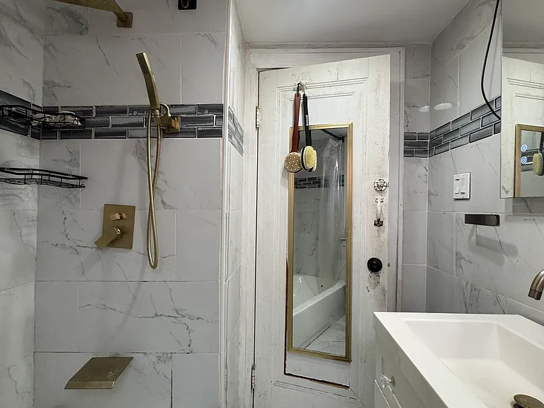 632 Lisbon Ave #1 — Photo 16