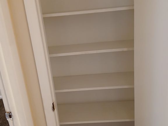 4th image of 861 36th St #1
