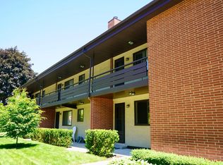140 Douglas Ave, Naperville, IL 60540