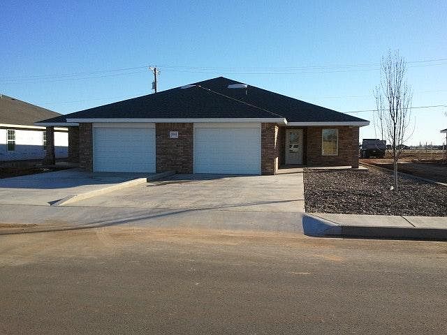 Wide driveway for extra parking