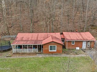 1757 Swan Pond Rd, Harriman, TN 37748