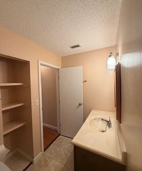 6519 W Newberry Rd #508 — Photo 14