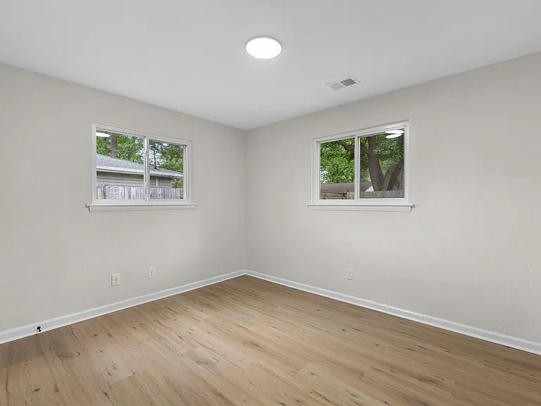 412 Lineberry Rd — Photo 25
