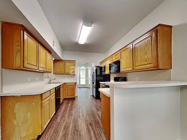 1481 Apenzell Ln — Photo 4